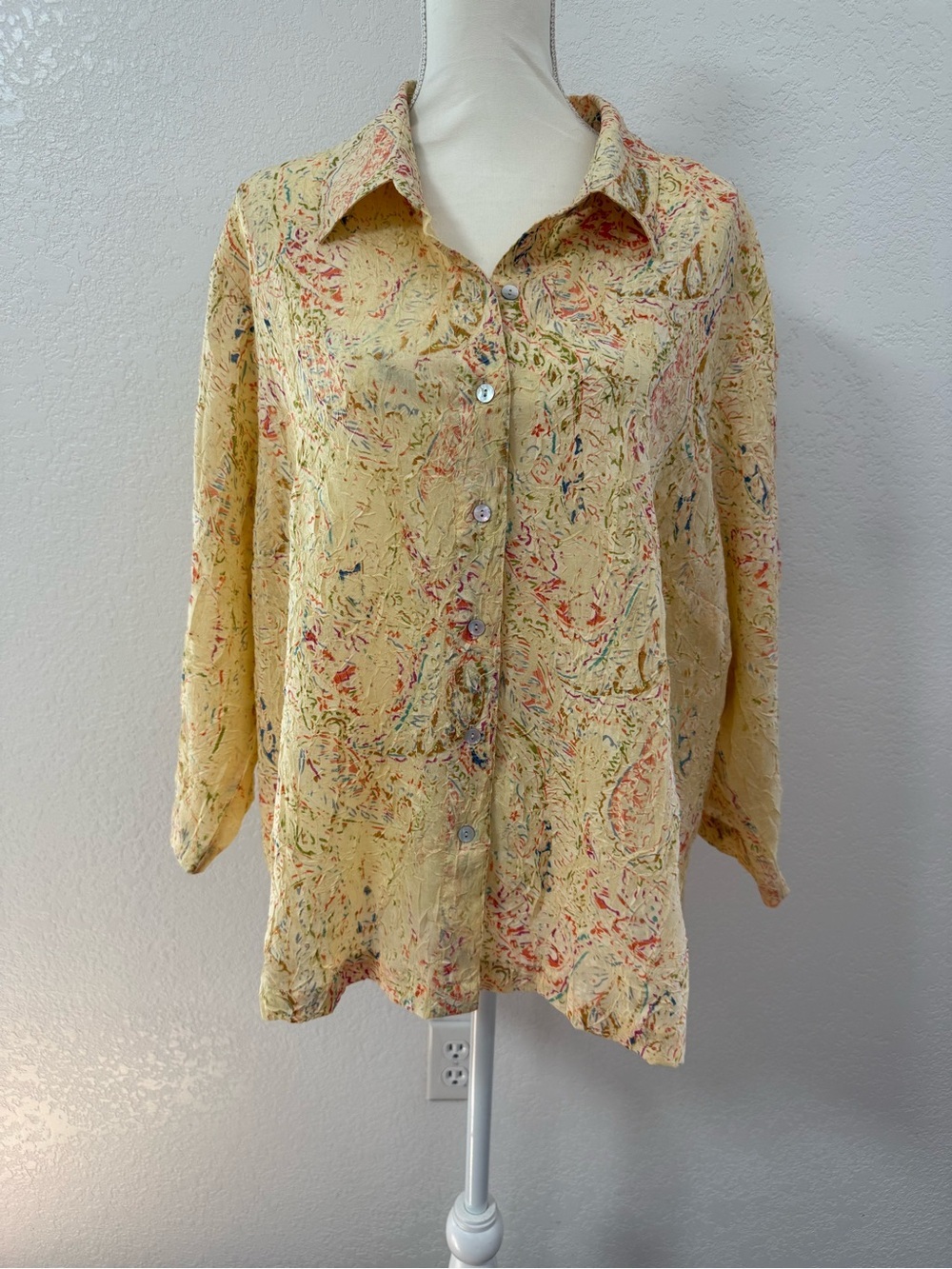 FIRST ISSUE Button-Up Collared Woven Shirt 3/4 Sleeve Abstract Beige 3X